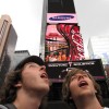 Joakim og Kjetil med Times Square