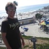 Ole Martin forran ei strand nord for San Diego